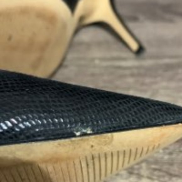 WHBM Ella Black Micro extc Heels - Picture 5 of 10